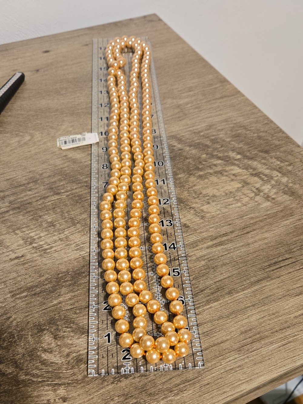 Peach Faux Pearl Necklace - Picture 3 of 3